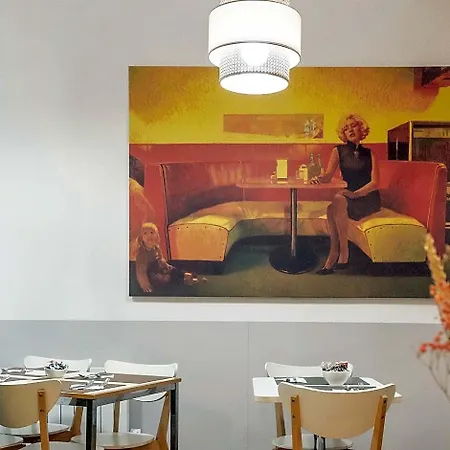 Gambetta Hotel